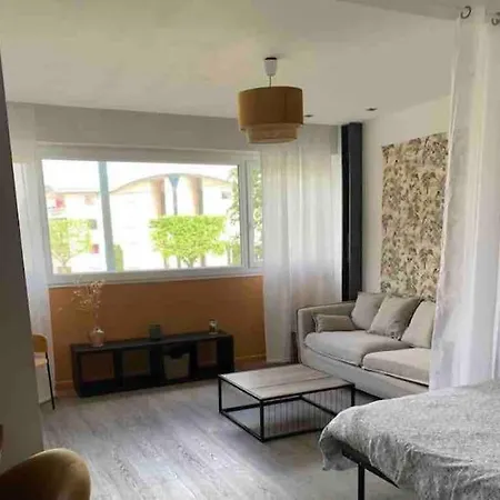 Apartment Cosy Avec Parking Caen